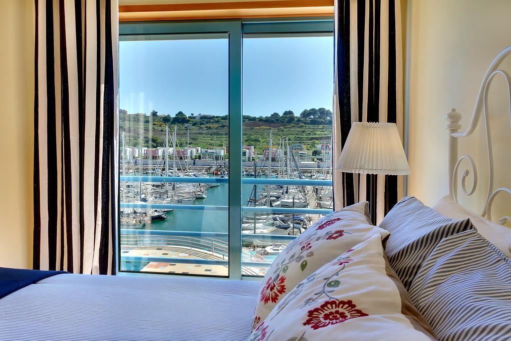 Marina Coast Residence อัลบูเฟรา ภายนอก รูปภาพ